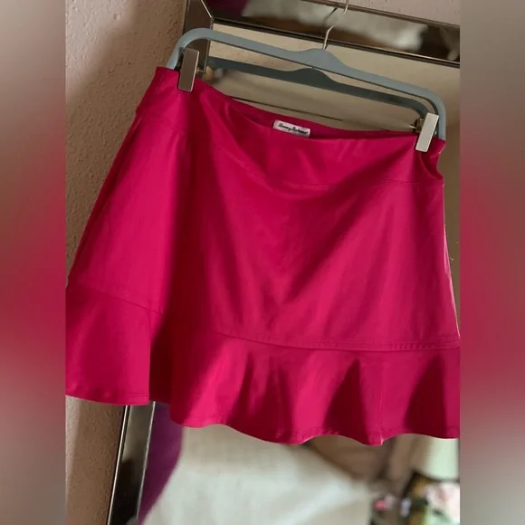 Tommy Bahama Hot Pink Golf Skort / Mini Skirt with Shorts - Size Large Skirt - Picture 2 of 8